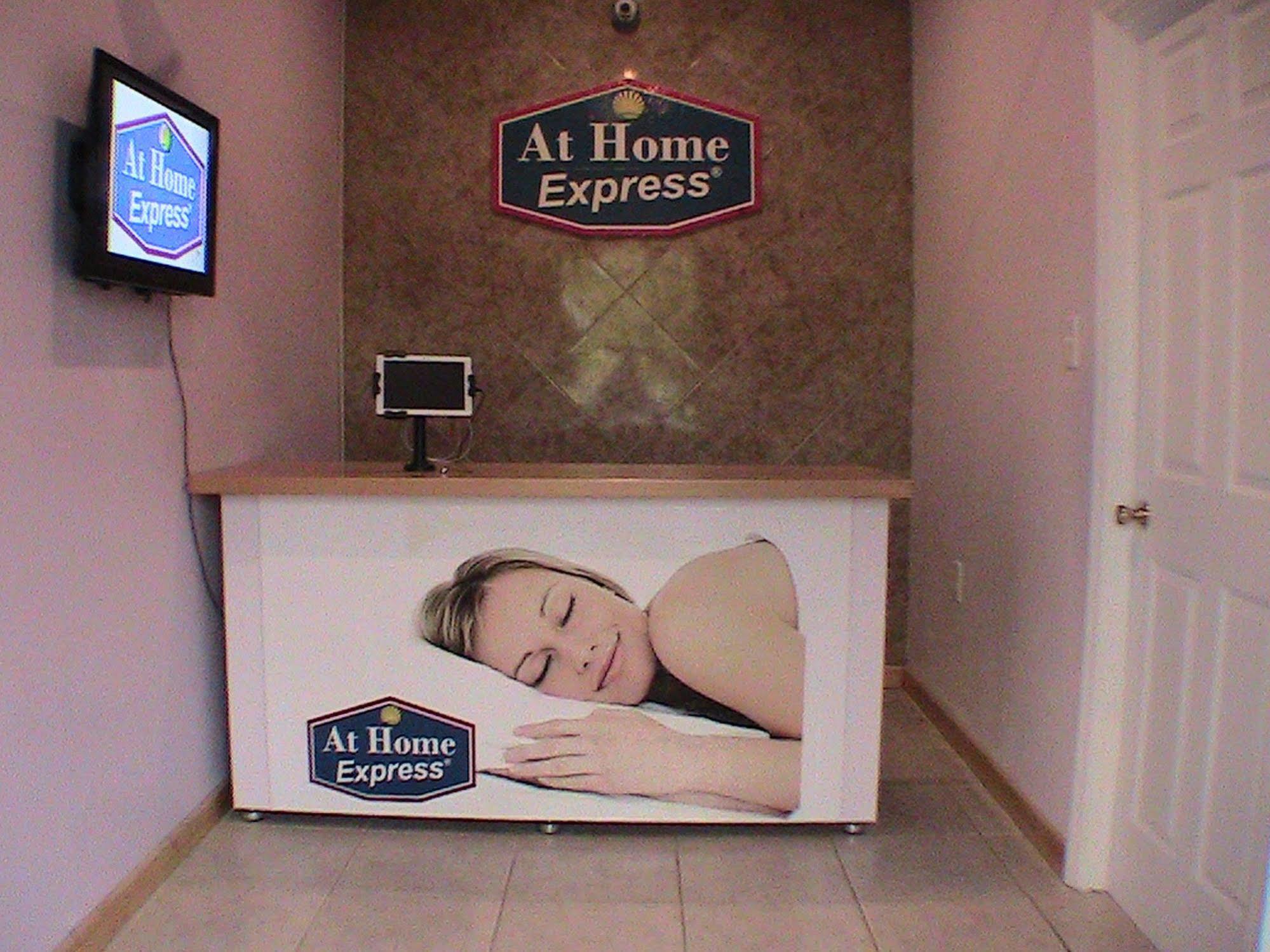 At Home Express Tangerine Inn ДеЛанд Екстериор снимка